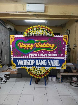 Papan Bunga di Lengkong Wetan